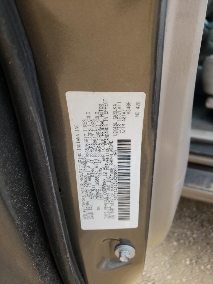 2004 Toyota Sequoia Limited VIN: 5TDBT48A24S220392 Lot: 71130915