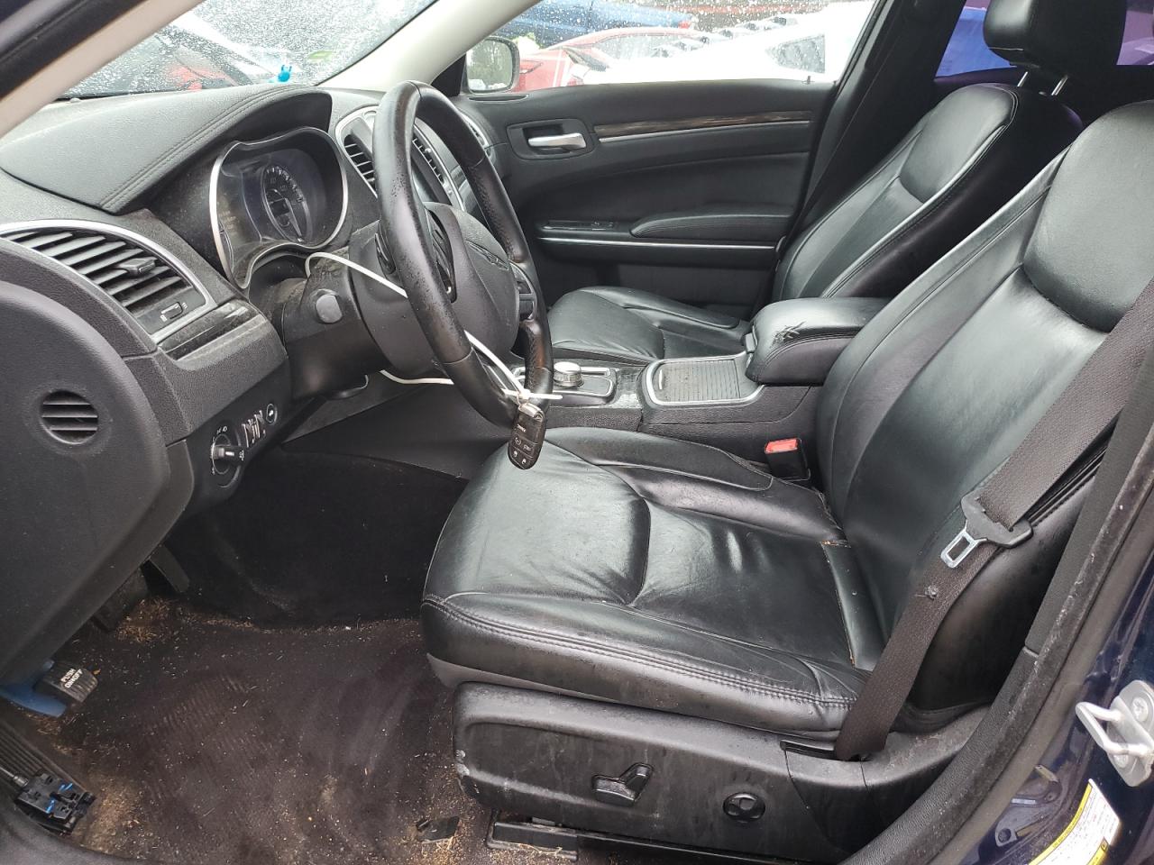 2016 Chrysler 300 Limited VIN: 2C3CCARG2GH314110 Lot: 81085055