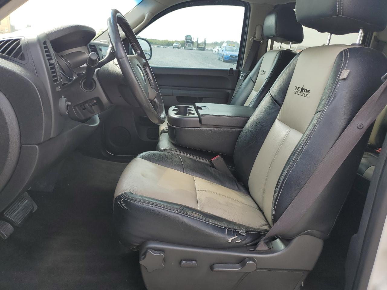 2011 Chevrolet Silverado C1500 Lt VIN: 3GCPCSE08BG320417 Lot: 80347775