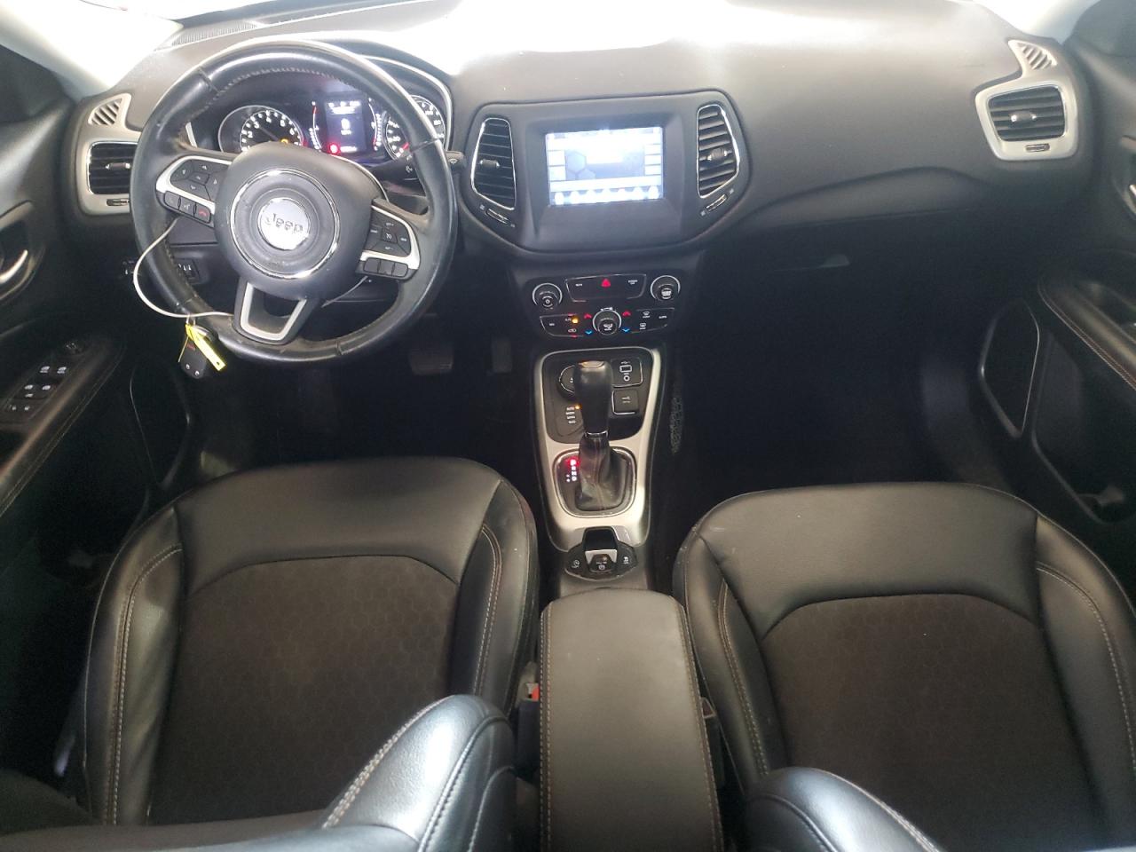 2019 Jeep Compass Latitude VIN: 3C4NJDBB9KT849963 Lot: 71082245