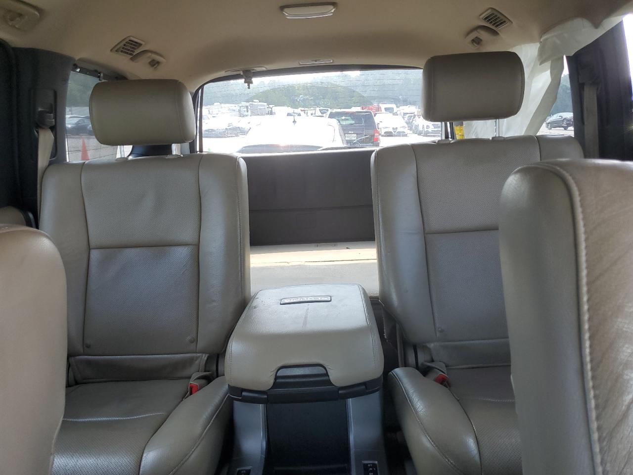 2011 Toyota Sequoia Platinum VIN: 5TDYY5G12BS034917 Lot: 80798805