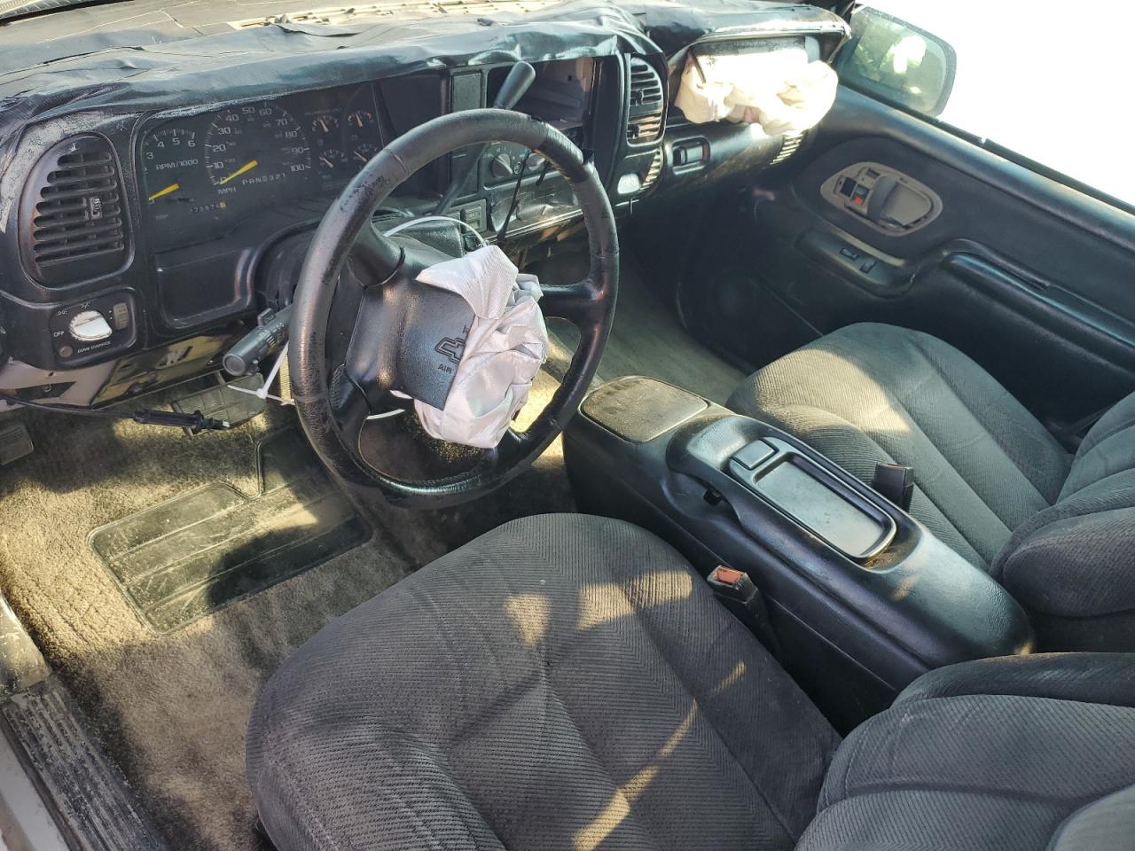 1999 Chevrolet Tahoe K1500 VIN: 1GNEK13R4XJ337220 Lot: 80442885