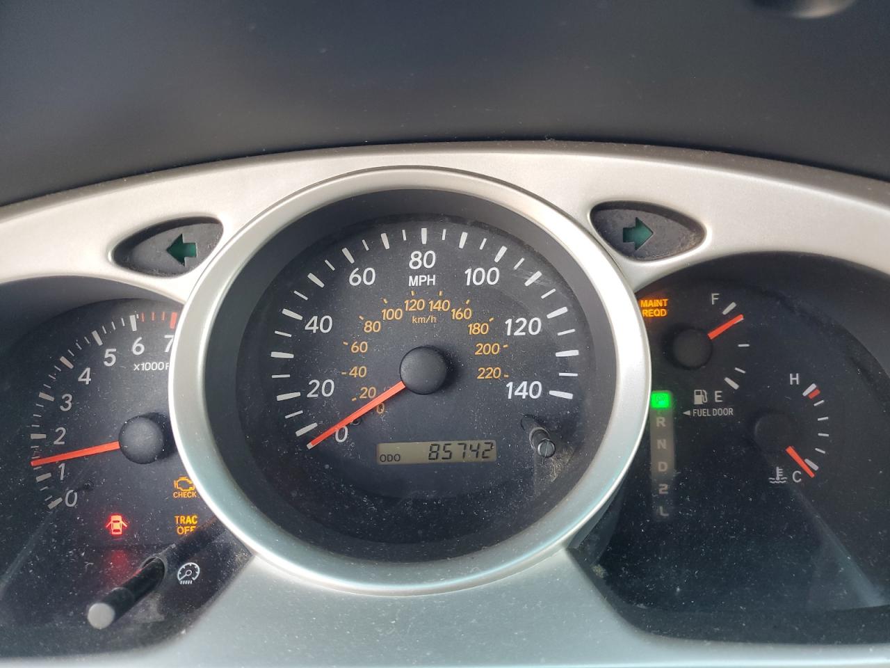 2004 Toyota Highlander VIN: JTEDD21A240080427 Lot: 84010105