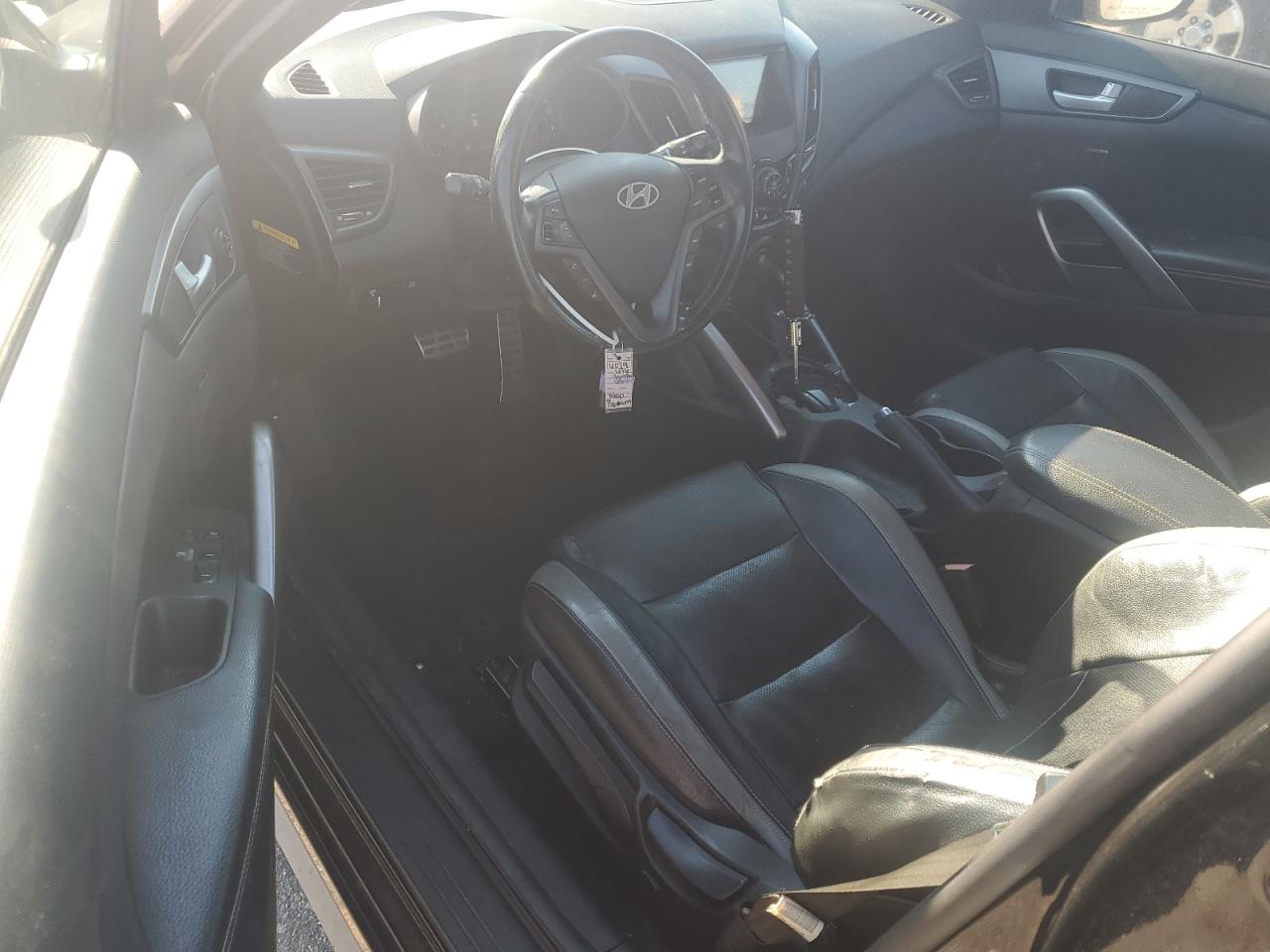 2016 Hyundai Veloster Turbo VIN: KMHTC6AE1GU294198 Lot: 71057345