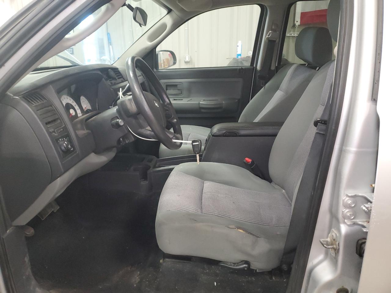 2010 Dodge Dakota Sxt VIN: 1D7CW3GK0AS172187 Lot: 84237325