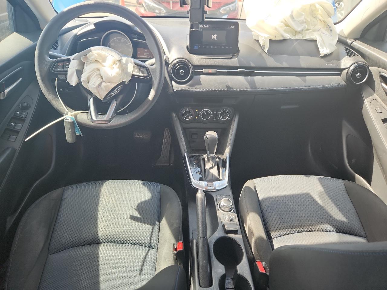 2019 Toyota Yaris L VIN: 3MYDLBYVXKY506286 Lot: 81260095