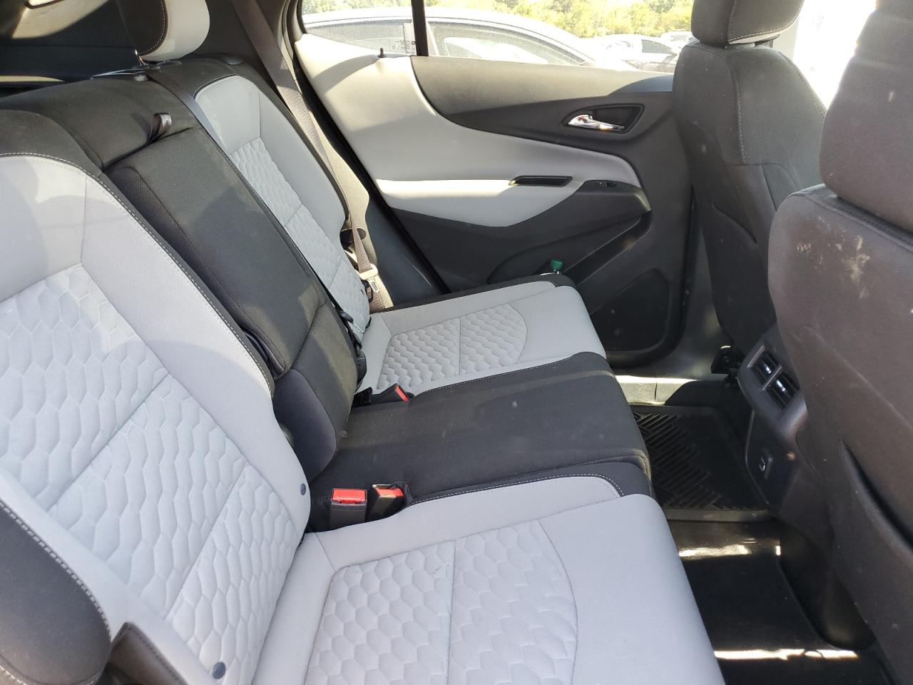 2020 Chevrolet Equinox Ls VIN: 3GNAXSEV6LS559086 Lot: 72098045