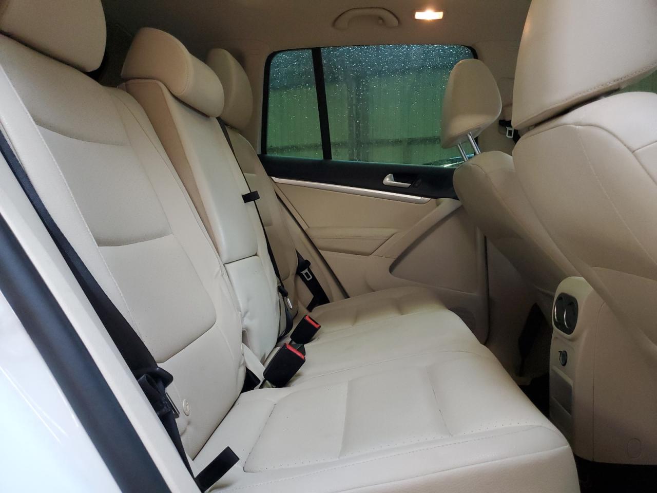 2015 Volkswagen Tiguan S VIN: WVGJV7AX0FW563318 Lot: 81408565