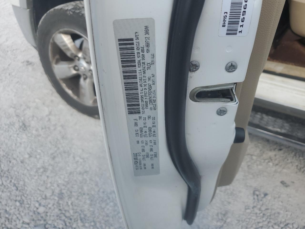 2015 Ram 1500 Laramie VIN: 1C6RR7NT7FS745647 Lot: 80341855