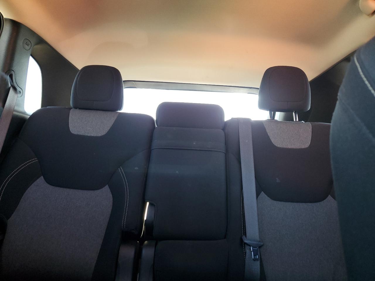 2014 Jeep Cherokee Latitude VIN: 1C4PJMCS9EW126037 Lot: 81090325