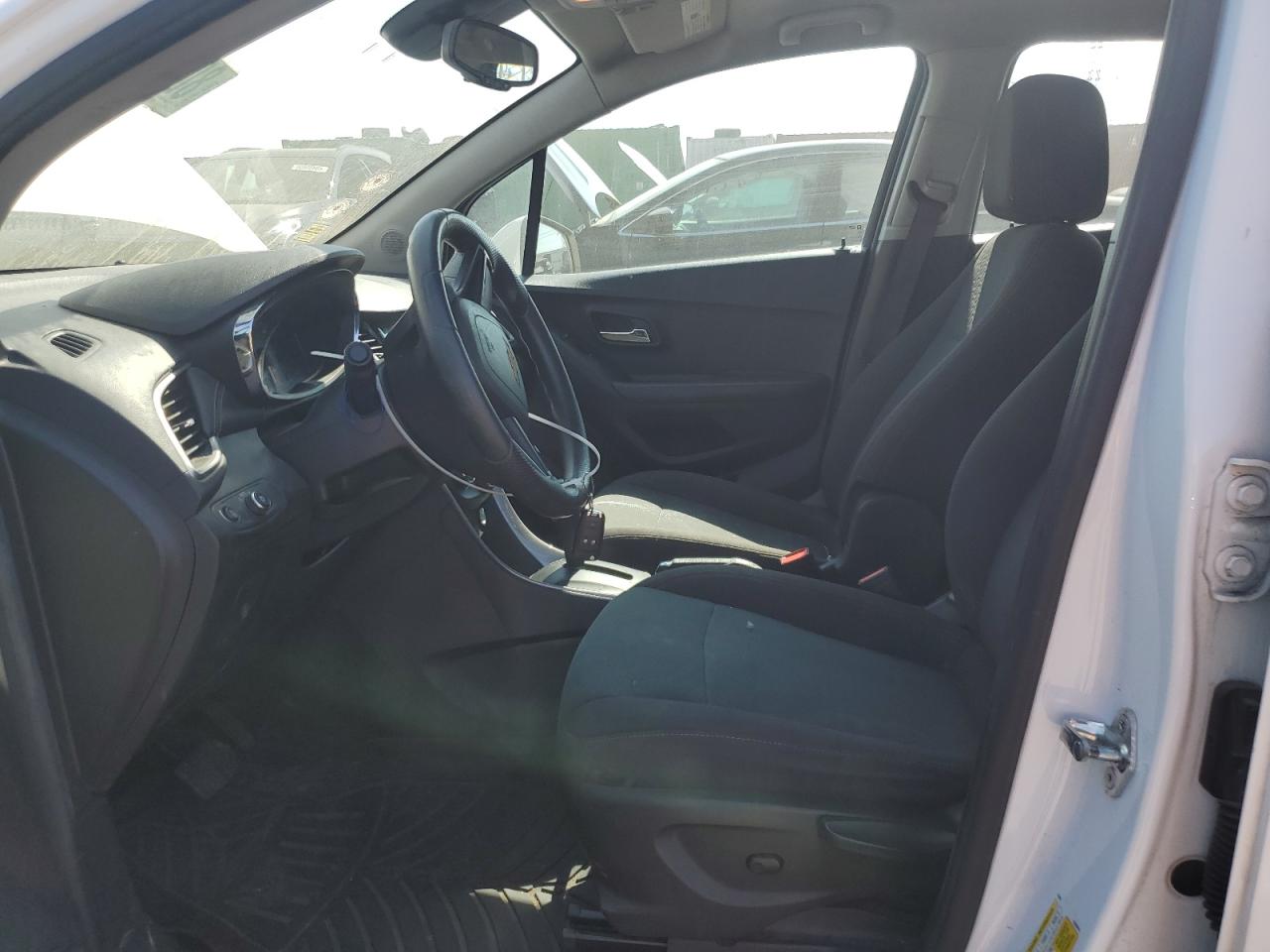 2018 Chevrolet Trax Ls VIN: KL7CJKSB7JB601347 Lot: 80806785