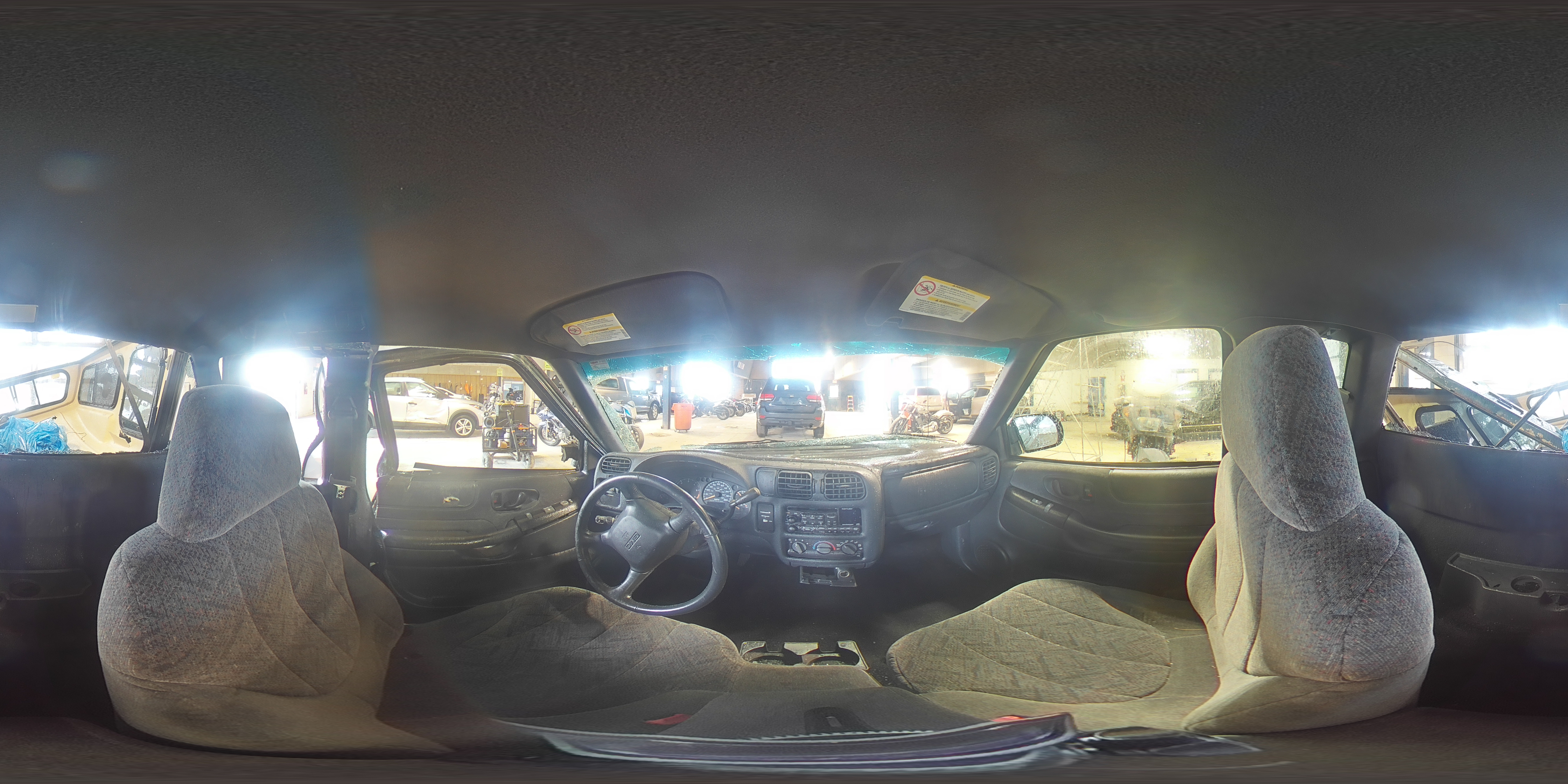 2002 GMC Sonoma VIN: 1GTCS19W728100833 Lot: 81570185