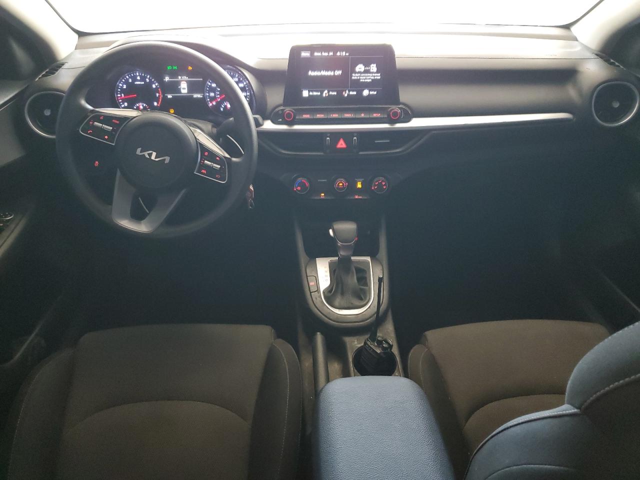 2024 Kia Forte Lx VIN: 3KPF24ADXRE727292 Lot: 83800355