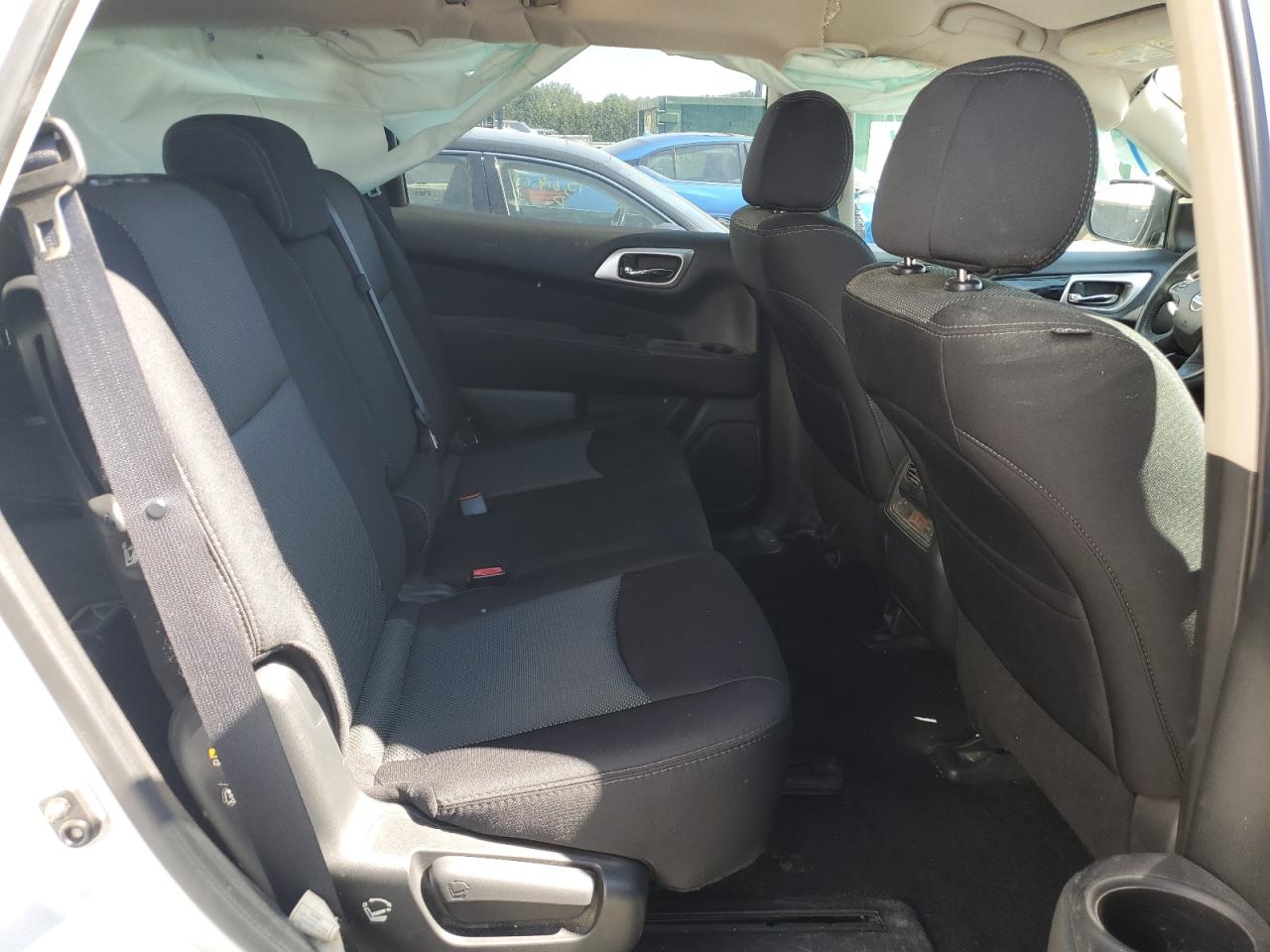 2017 Nissan Pathfinder S VIN: 5N1DR2MM0HC913668 Lot: 71832595