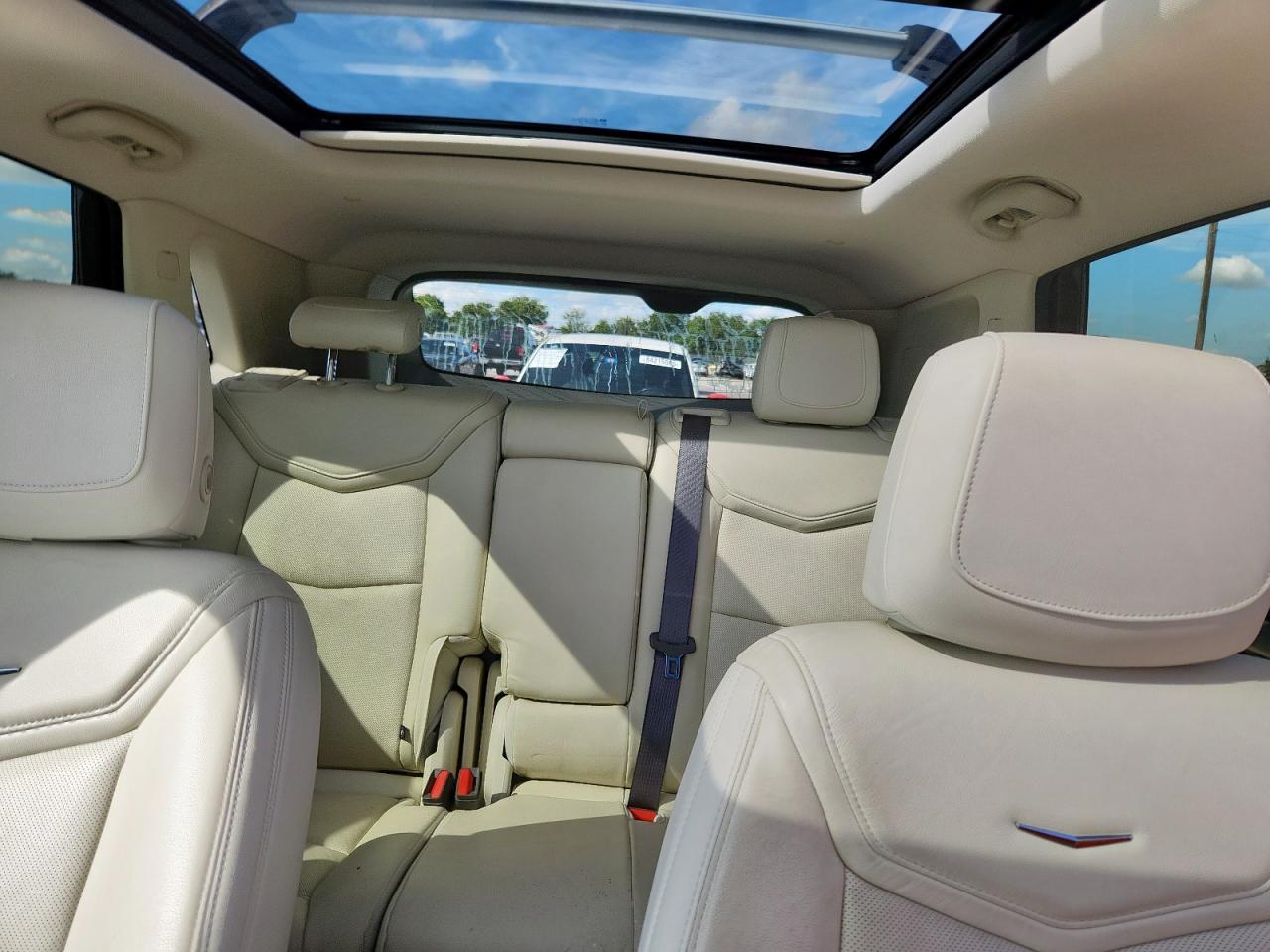 2019 Cadillac Xt5 Luxury VIN: 1GYKNCRS2KZ138910 Lot: 83864635