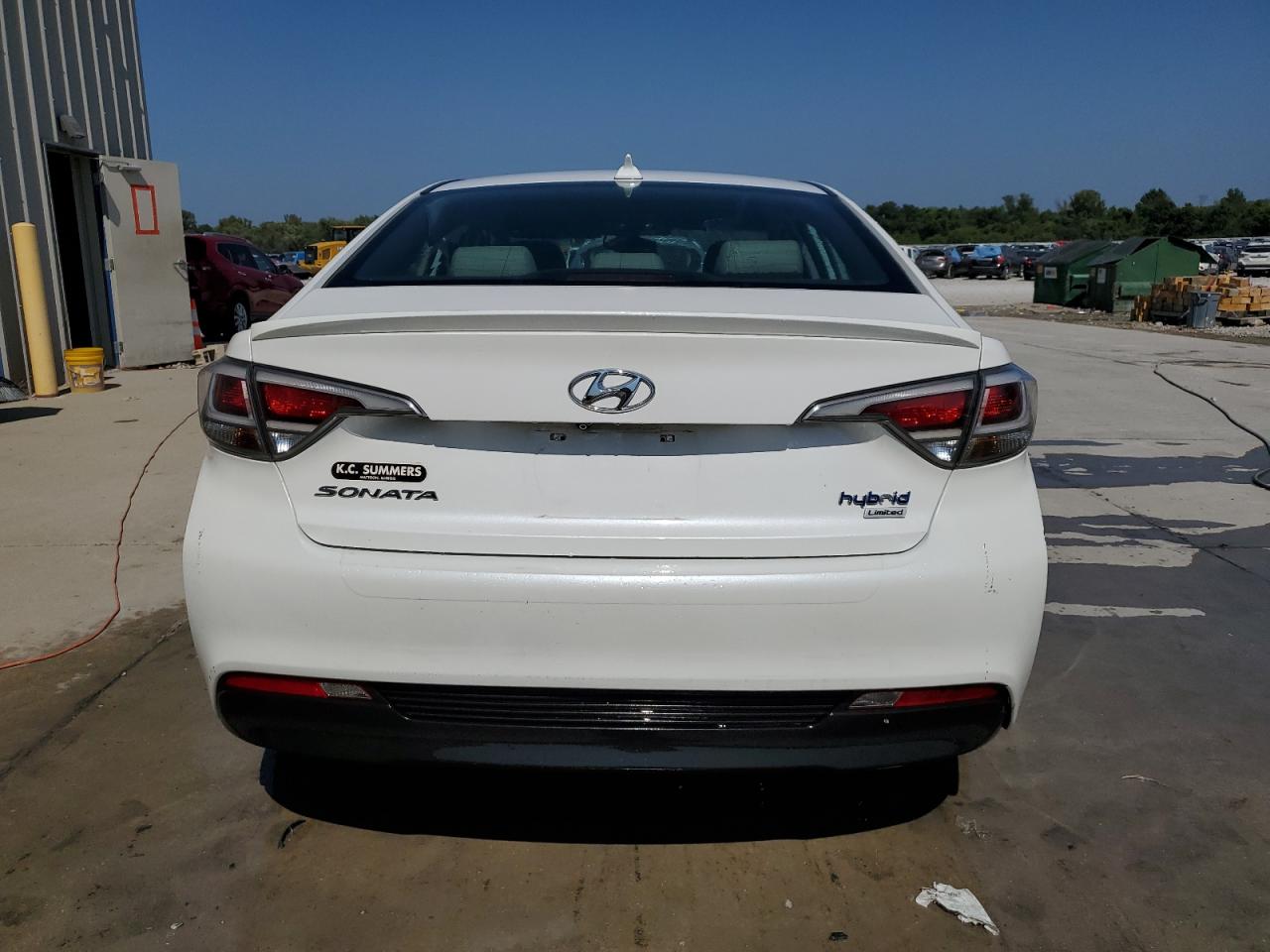 2016 Hyundai Sonata Hybrid VIN: KMHE34L10GA026705 Lot: 71414495