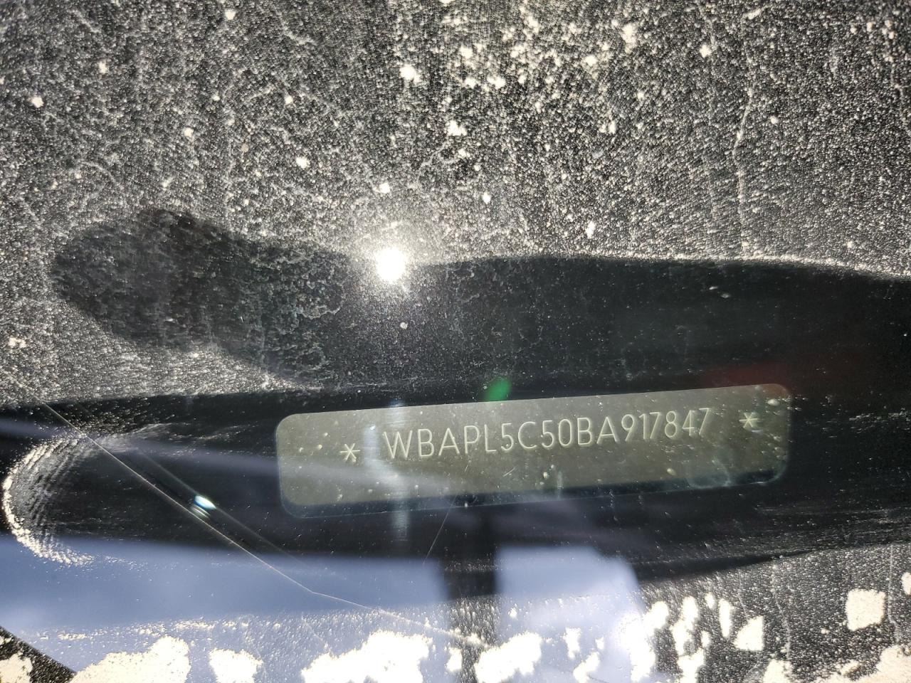 2011 BMW 335 Xi VIN: WBAPL5C50BA917847 Lot: 71070415