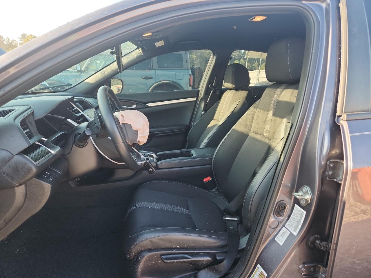 2020 Honda Civic Sport VIN: 19XFC2F8XLE008869 Lot: 83753195