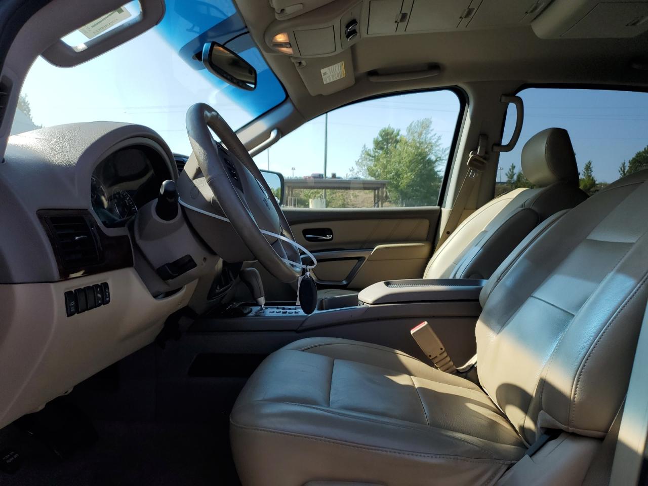 2015 Nissan Armada Sv VIN: 5N1BA0ND1FN616654 Lot: 70986445