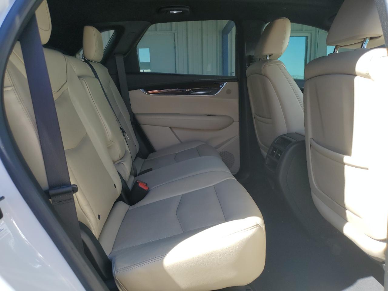 2017 Cadillac Xt5 Luxury VIN: 1GYKNBRS1HZ266963 Lot: 83989685