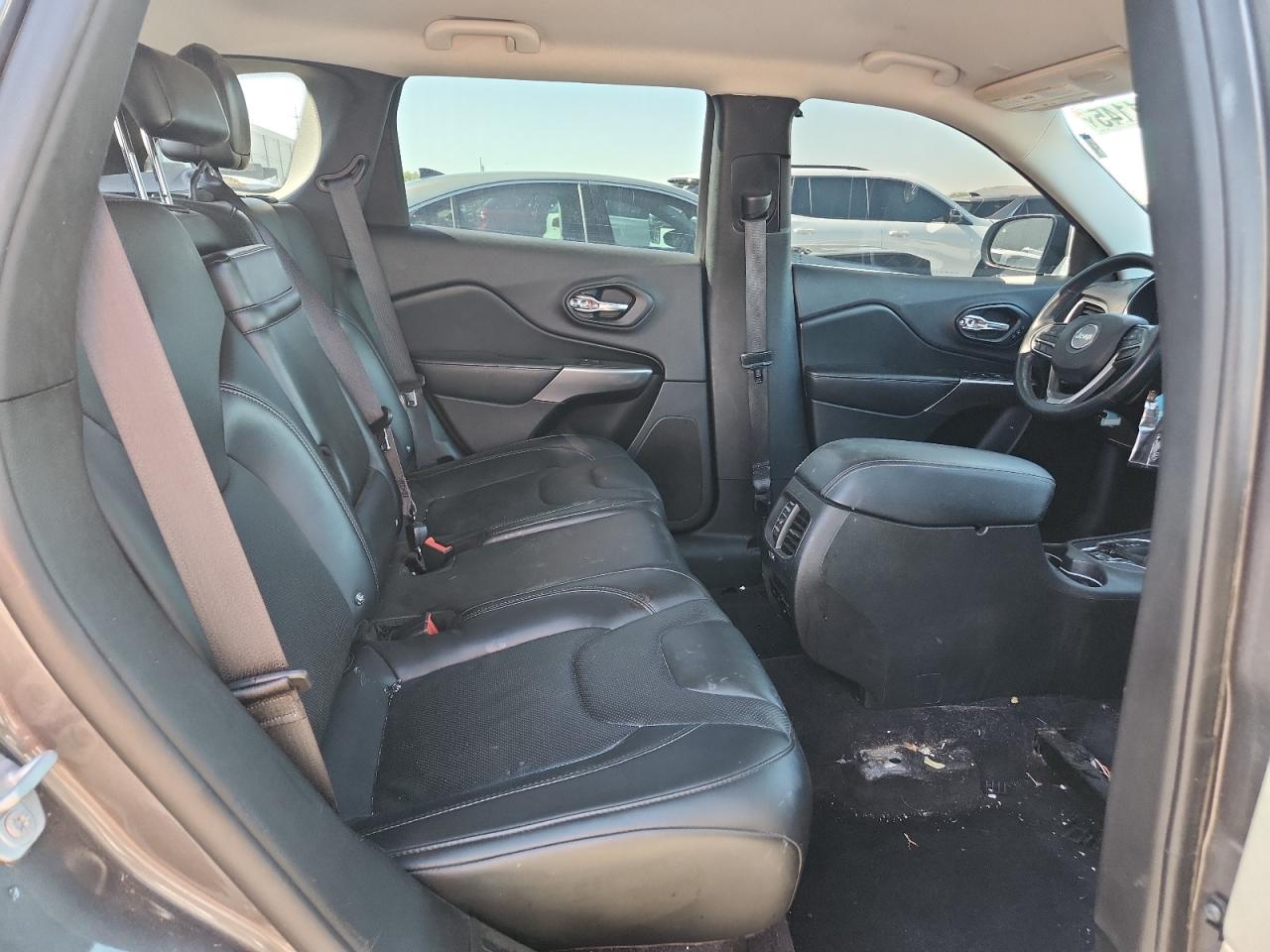 2019 Jeep Cherokee Limited VIN: 1C4PJLDB1KD196034 Lot: 71641145