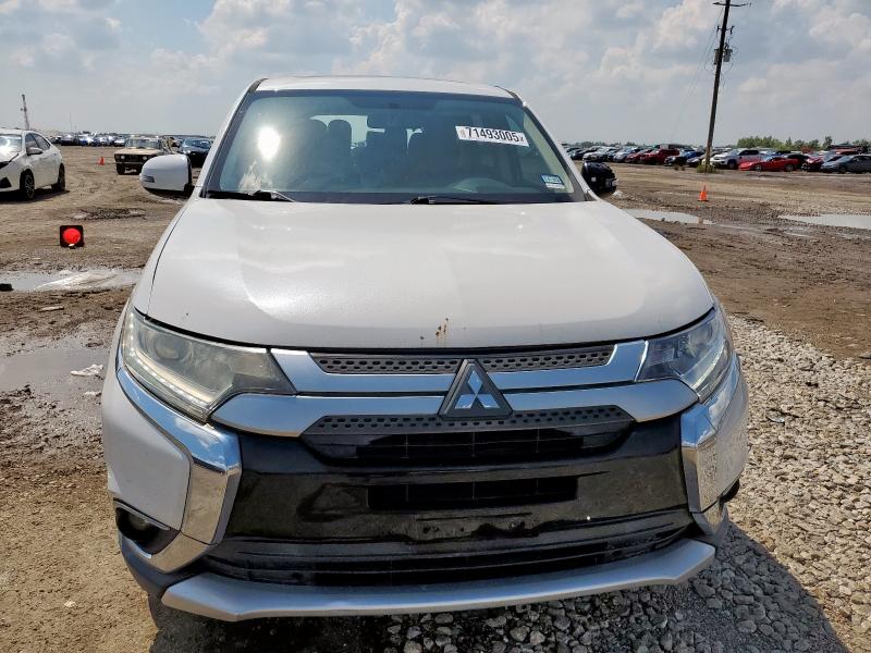  MITSUBISHI OUTLANDER 2019 Белы