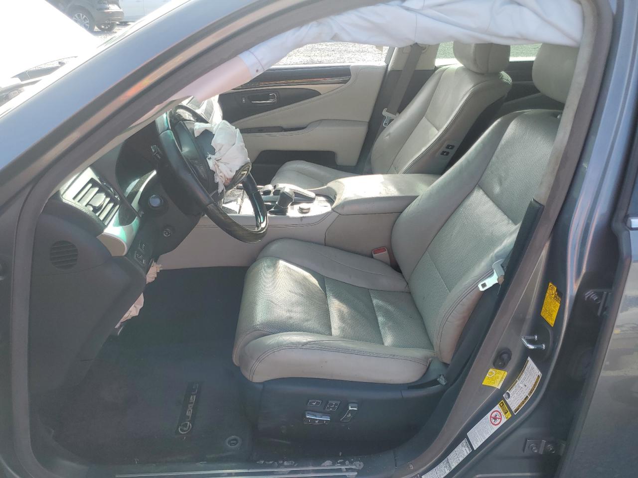 2013 Lexus Ls 460 VIN: JTHCL5EF2D5017128 Lot: 81094875