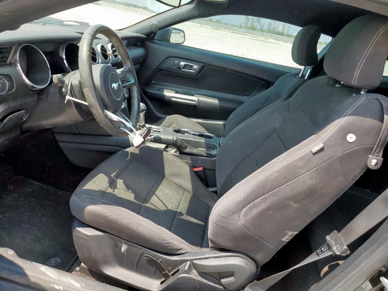 2015 Ford Mustang VIN: 1FA6P8AM9F5322093 Lot: 80484725