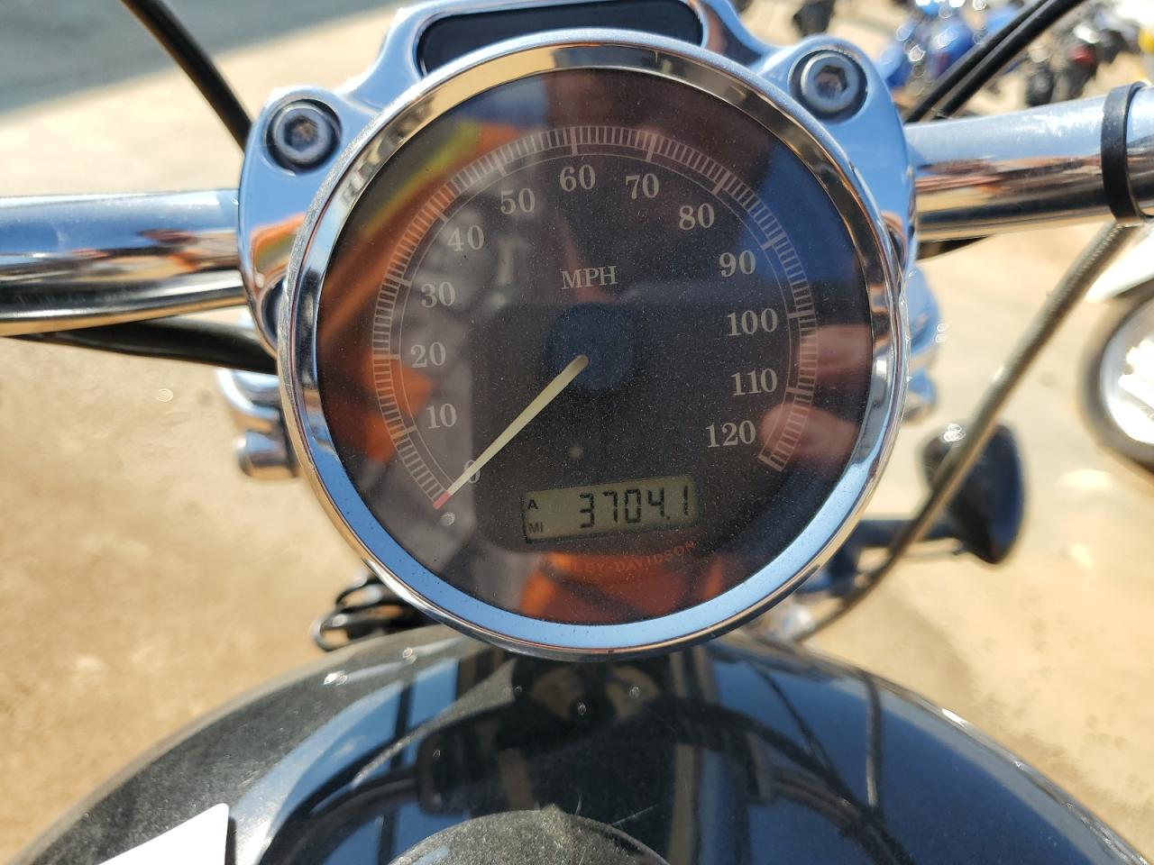 2011 Harley-Davidson Xlh1200 C VIN: 1HD1CT327BC419070 Lot: 81027865