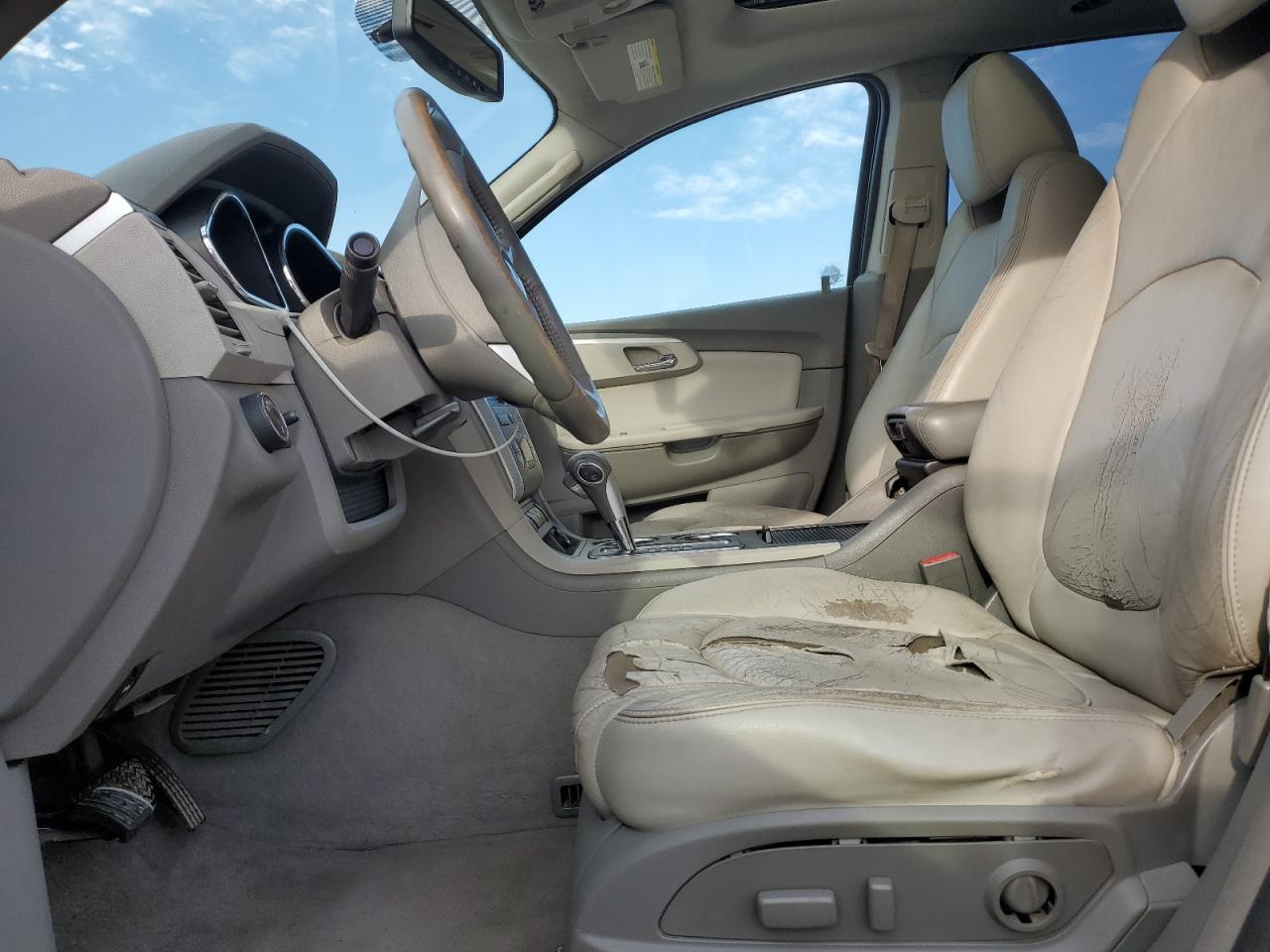 2010 Chevrolet Traverse Lt VIN: 1GNLVGED7AJ266802 Lot: 83943145