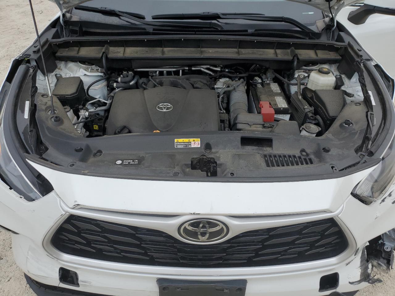 2022 Toyota Highlander Xle VIN: 5TDGZRBH3NS588699 Lot: 83970065