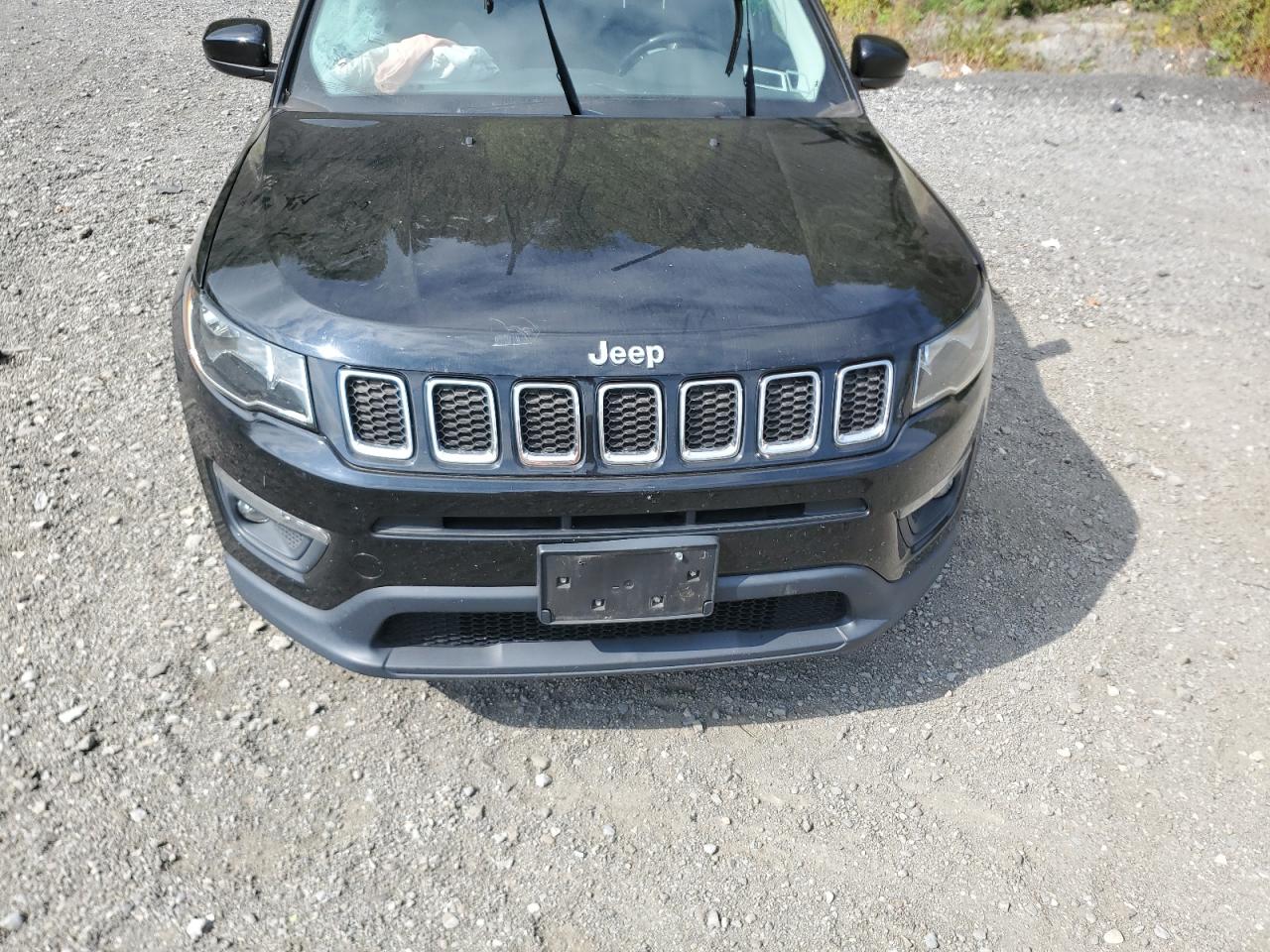 2019 Jeep Compass Latitude VIN: 3C4NJDBB8KT593654 Lot: 82134365