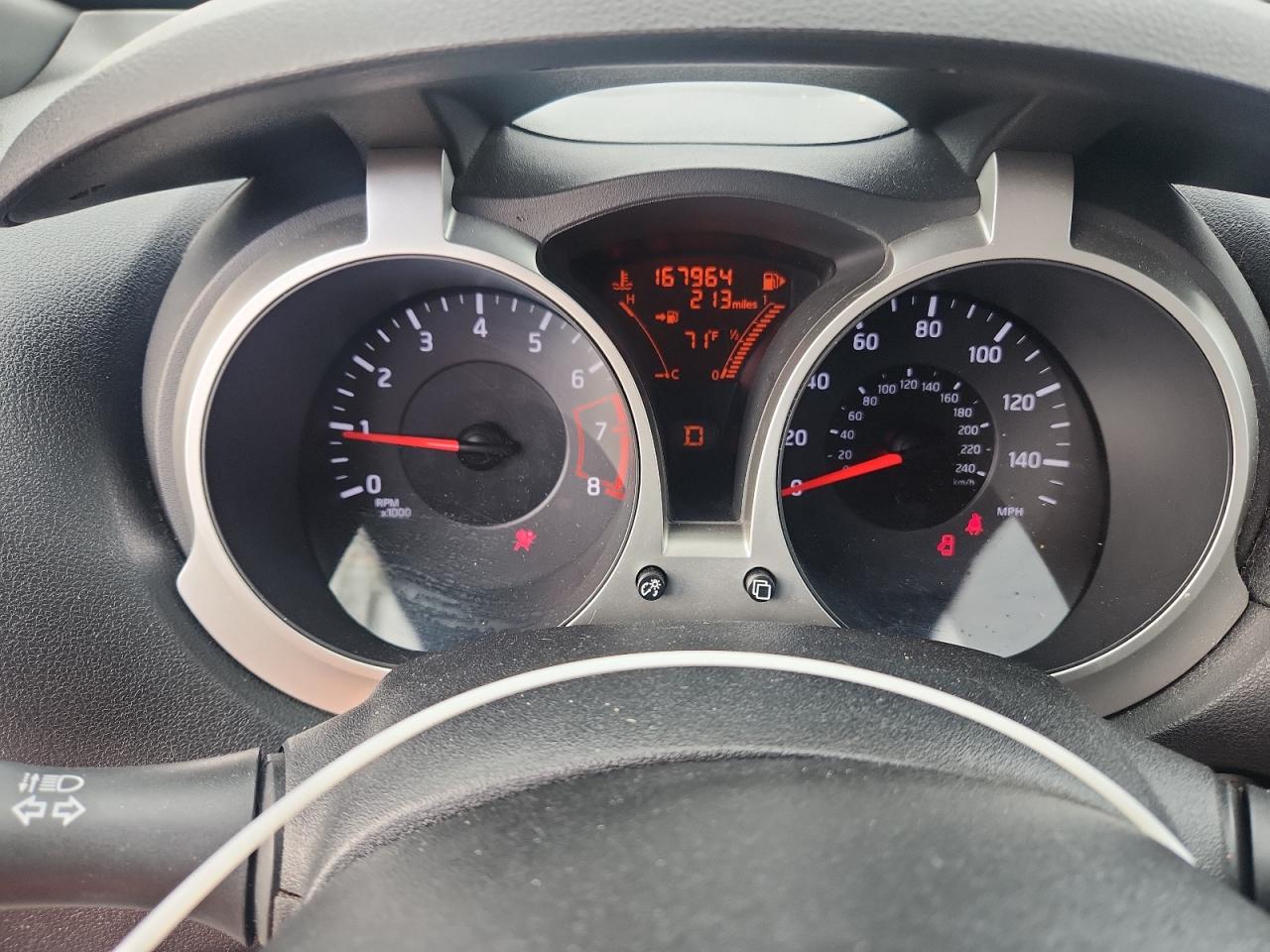 2013 Nissan Juke S VIN: JN8AF5MVXDT221815 Lot: 70898005