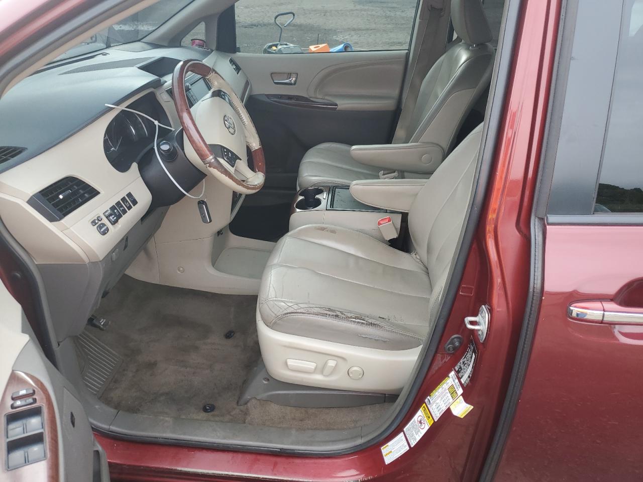 2014 Toyota Sienna Xle VIN: 5TDDK3DC9ES081943 Lot: 81667605