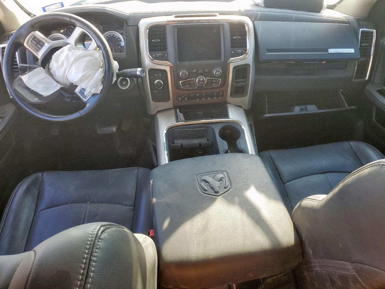 2018 Ram 2500 Laramie VIN: 3C6UR5FJ7JG382844 Lot: 81937375