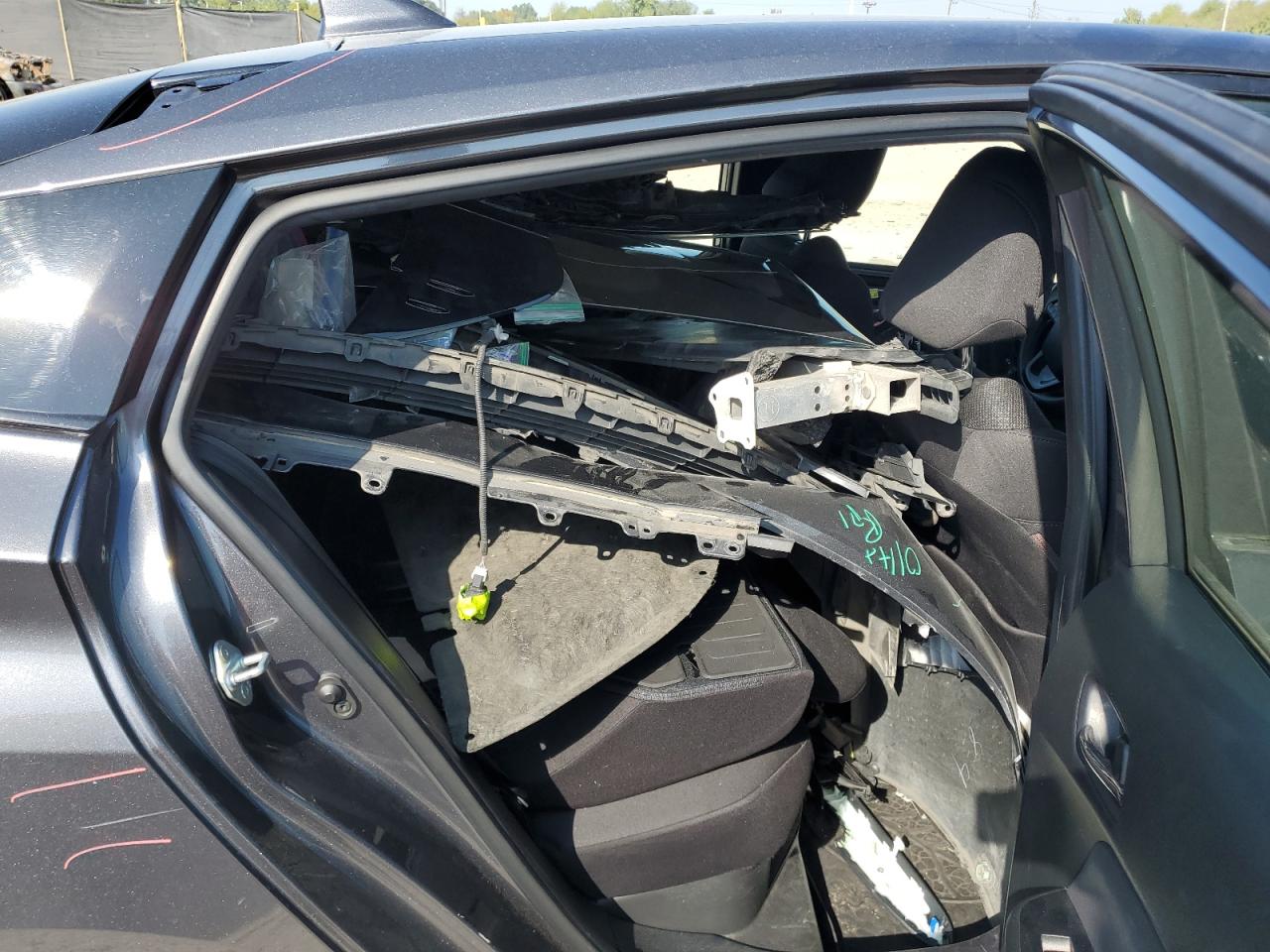 2020 Toyota Prius L VIN: JTDKARFU3L3125873 Lot: 81081375