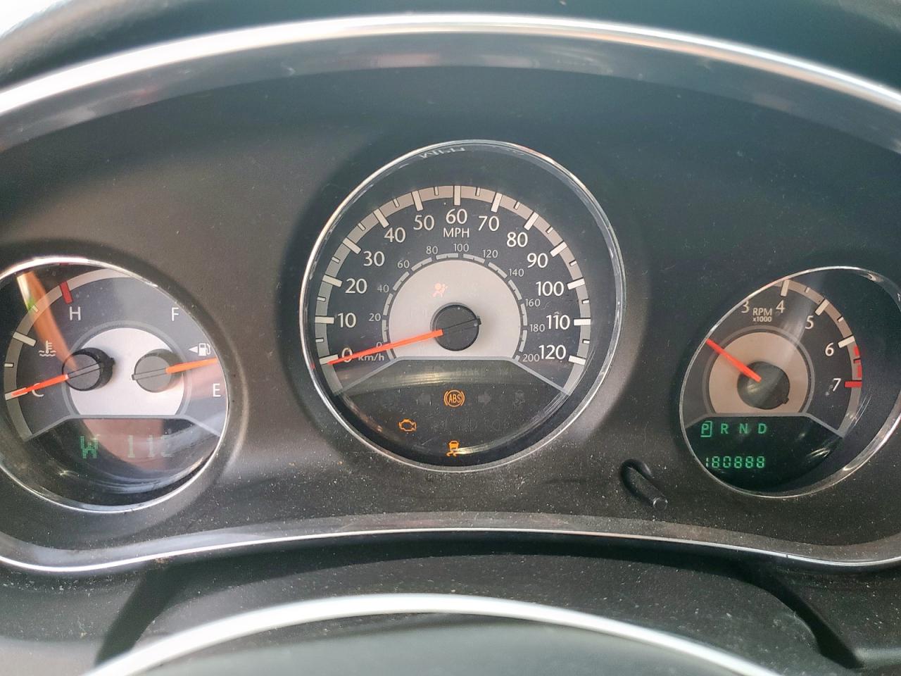 2014 Chrysler 200 Limited VIN: 1C3CCBCG4EN180140 Lot: 81478905