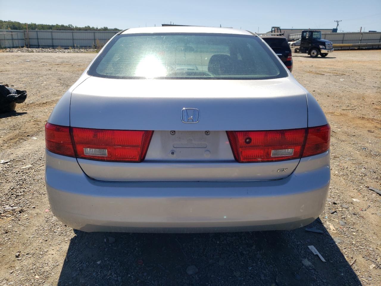 2005 Honda Accord Ex VIN: 1HGCM56755A012621 Lot: 70280235
