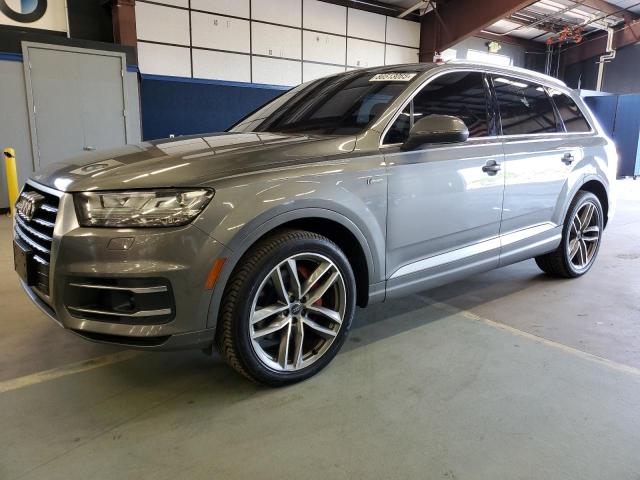 Паркетники AUDI Q7 2017 Серый
