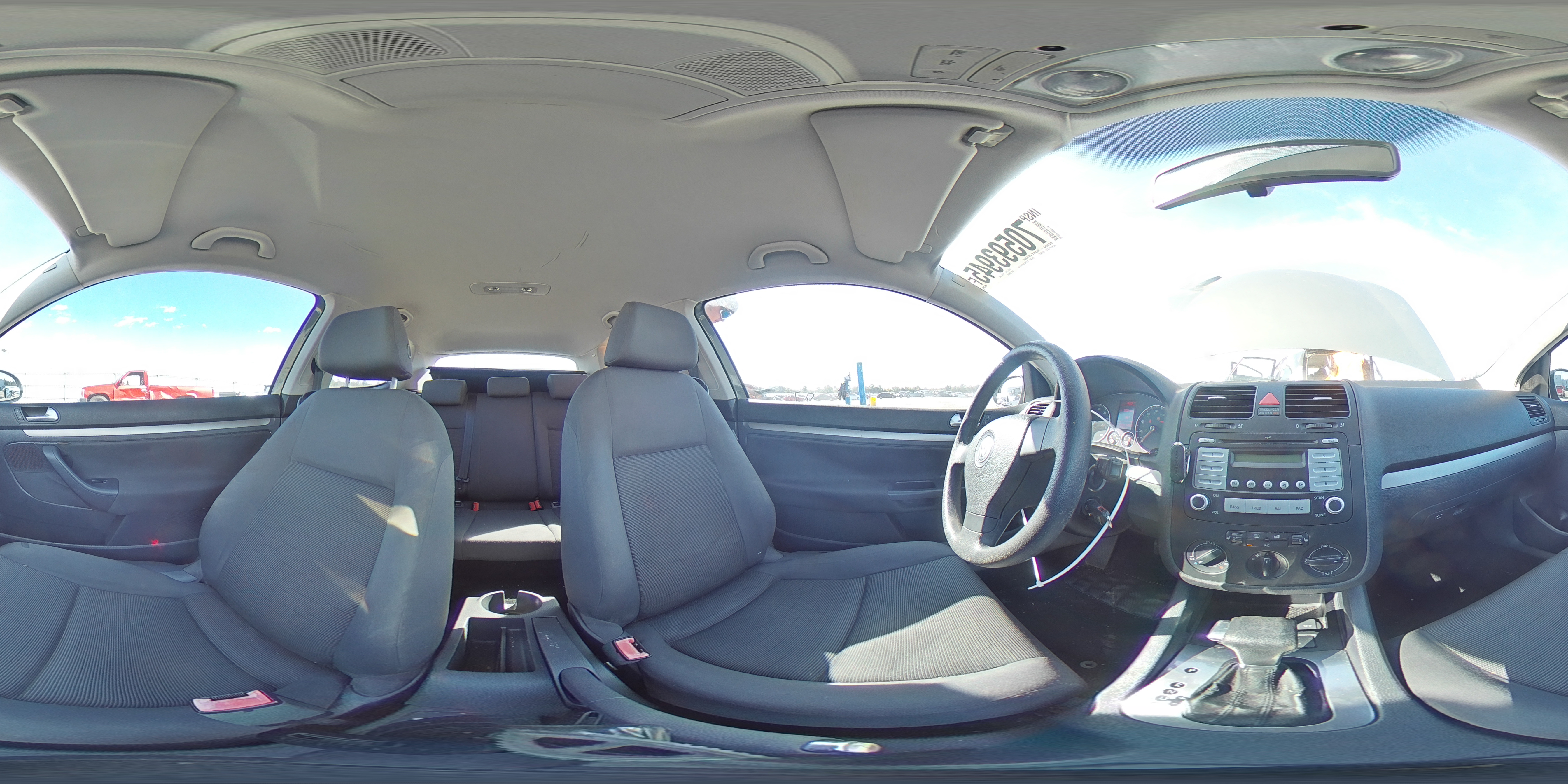 2008 Volkswagen Rabbit VIN: WVWBA71K18W206483 Lot: 70593945