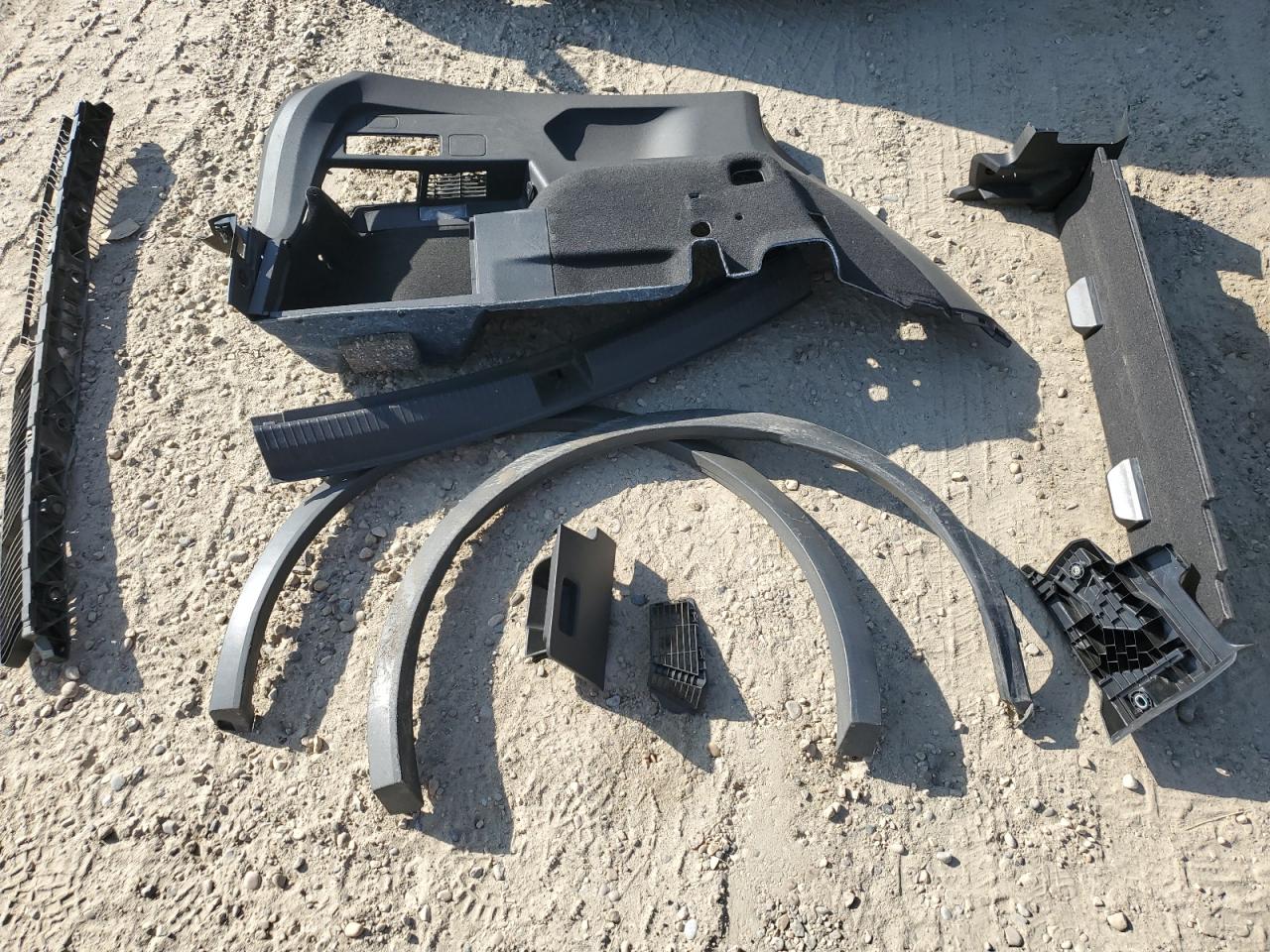 2018 Volkswagen Tiguan Sel Premium VIN: 3VV4B7AX5JM162268 Lot: 69759895