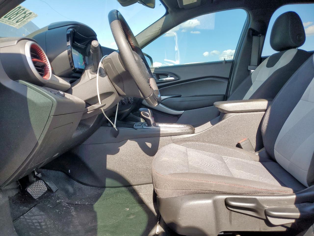 2024 Chevrolet Trax 1Rs VIN: KL77LGE24RC089640 Lot: 81803735