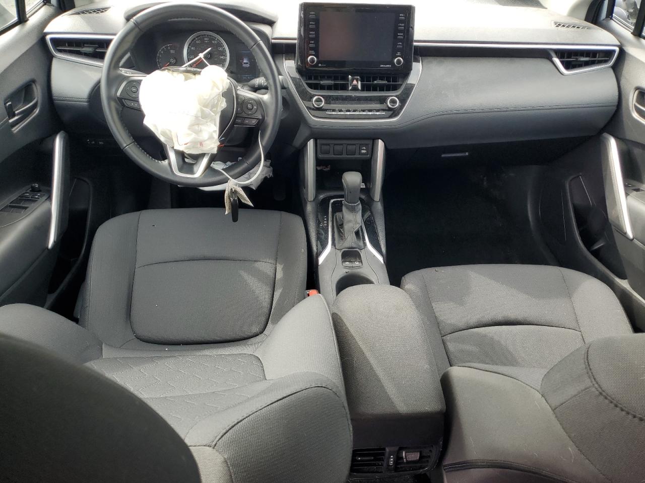 2022 Toyota Corolla Cross Le VIN: 7MUBAABG5NV025444 Lot: 80556975