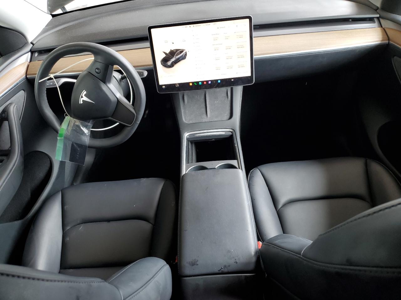 2024 Tesla Model Y VIN: 7SAYGDED4RF047423 Lot: 71126015