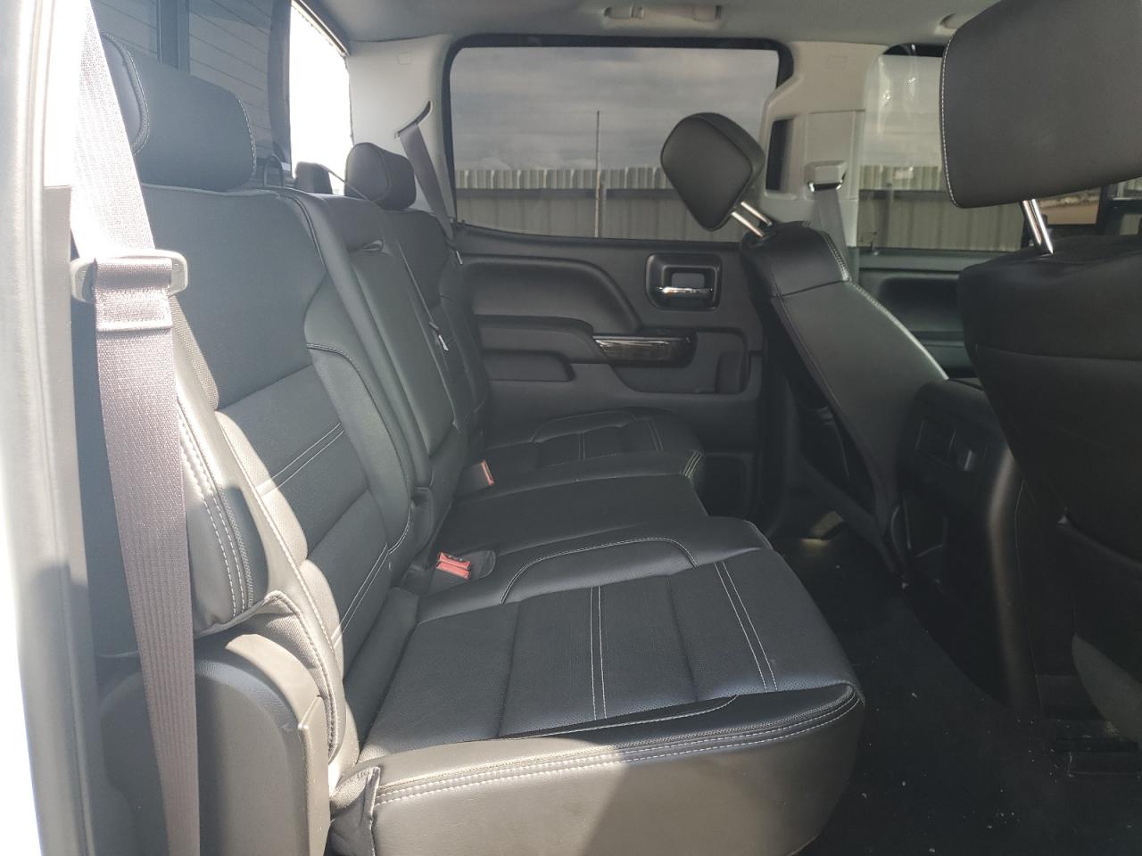 2016 GMC Sierra K2500 Denali VIN: 1GT12UE85GF193032 Lot: 81869495