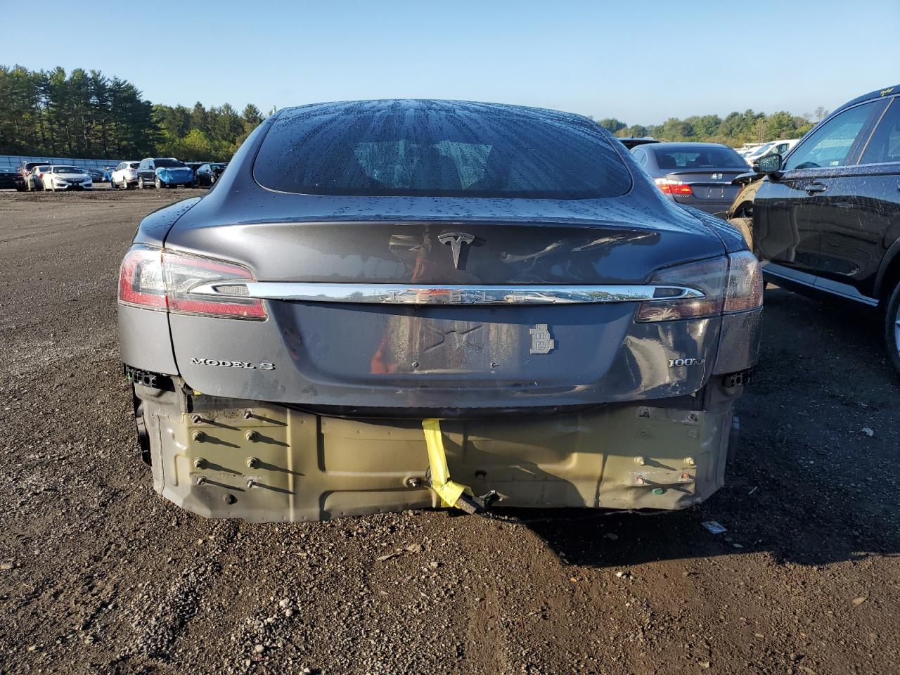 2018 Tesla Model S VIN: 5YJSA1E27JF265927 Lot: 81023155