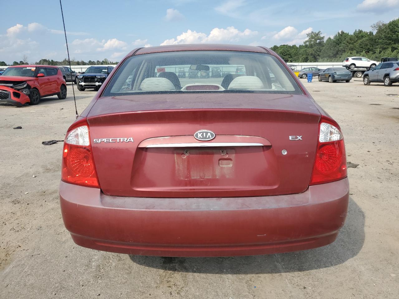 2004 Kia Spectra Lx VIN: KNAFE121345020448 Lot: 80732035