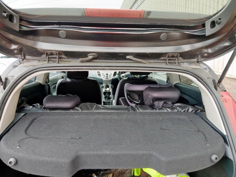 2010 FORD FIESTA TITANIUM 