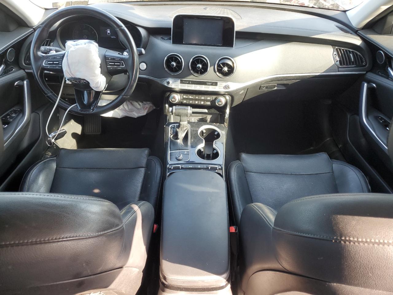 2018 Kia Stinger VIN: KNAE15LA5J6015433 Lot: 80215555