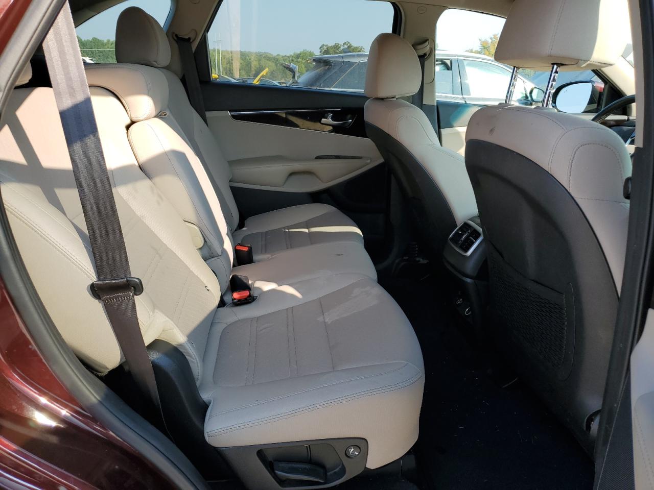 2020 Kia Sorento L VIN: 5XYPG4A37LG624936 Lot: 80430685